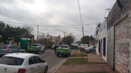 Policía mata a su amigo de un balazo y creen que fue accidental