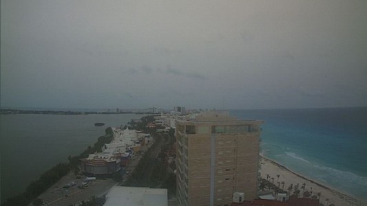 La nube de polvo del Sahara llegó a México: las primeras imágenes en Cancún