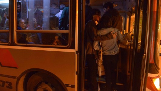 Proyecto de ley para crear paradas de colectivo a demanda de mujeres en horario nocturno