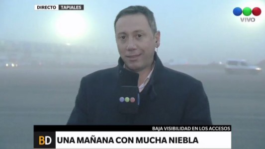 Una densa niebla complica el tránsito