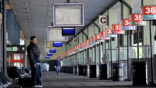 Paralizaron la terminal de ómnibus de Retiro por "ola de robos"