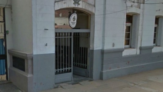 Una joven dio a luz en su casa y ahogó a su bebé en un inodoro