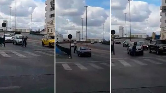Video escándalo: escrachan a un hombre que se hace pasar por discapacitado para pedir limosna