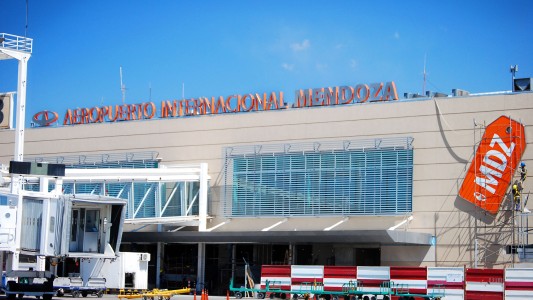 Hasta el 7 de Diciembre permanecerá cerrado el aeropuerto de Mendoza por remodelación