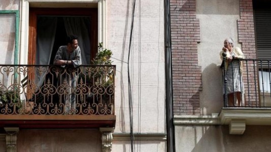 Nación, Ciudad y Provincia advirtieron que si los indicadores empeoran, "se volverá para atrás"