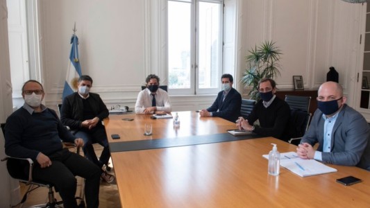 Cafiero y De Pedro recibieron a intendentes del PRO en un "café político"