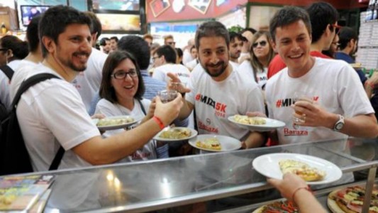 Unas 500 personas participaron de la maratón de los fanáticos de la pizza