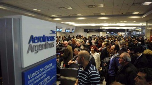 Paro de pilotos en Aerolíneas Argentinas hasta el viernes al mediodía