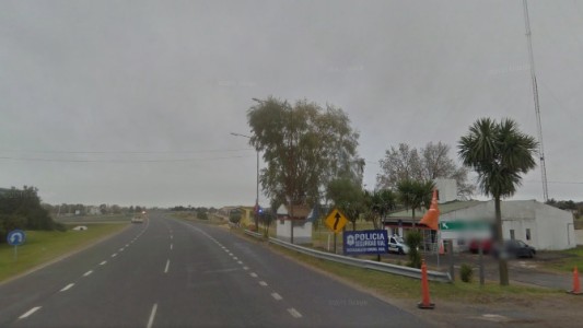 Una joven "hizo dedo" en la ruta, subió a un camión y el chofer la violó