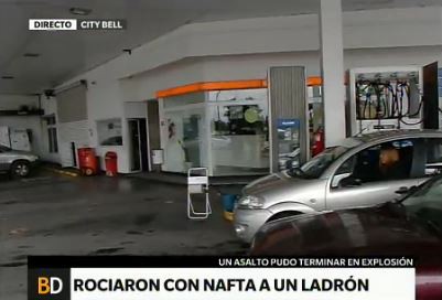 Rociado con nafta: había gatillado dos veces contra el playero