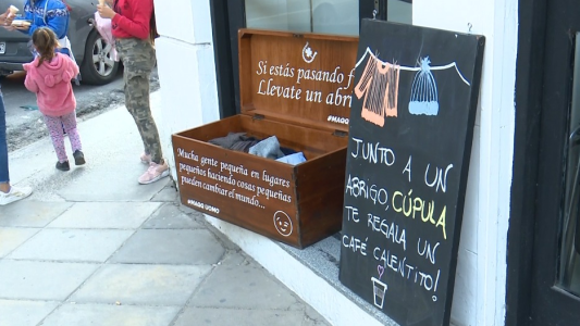 Baúl solidario: colaborar con un abrigo para los que menos tienen