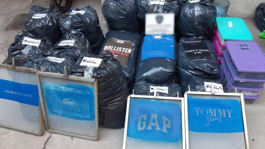 Desbaratan una banda que vendía por internet ropa de marcas falsificadas