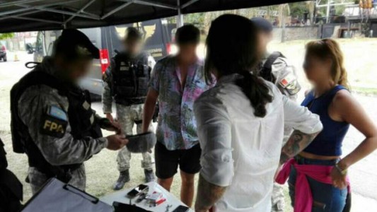 Hallaron marihuana, cocaína, LSD y éxtasis cerca de una fiesta electrónica en Carlos Paz