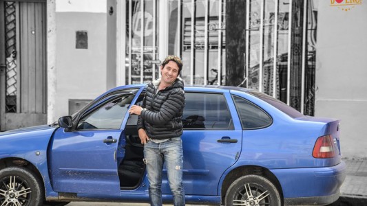 Un remisero le devolvió más de 20.000 pesos a un jubilado