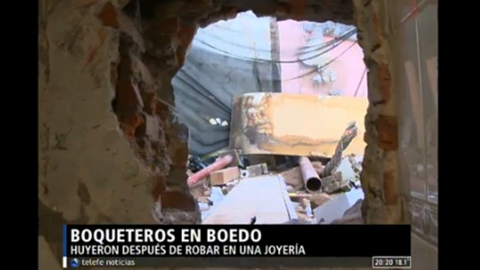 Golpe boquetero en una joyería de Boedo