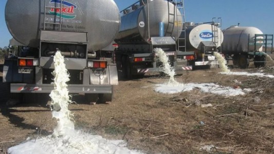 Por un conflicto gremial, podría faltar leche en los próximos días