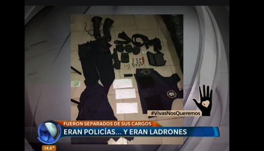 Detuvieron a dos policías acusados de quedarse con el botín robado por ladrones