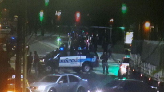 Policía muerto al enfrentar a "motochorros" que asaltaban a una mujer