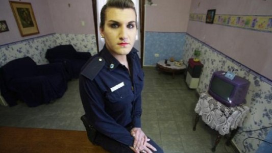 La historia de la primera oficial travesti de la Policía Bonaerense