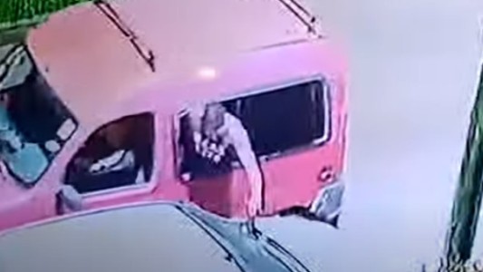 Banfield: así actúa la banda que rompe autos a martillazos