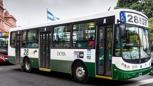 Por una pelea interna de la UTA, 80 líneas de colectivos realizarán este viernes un paro de 24 horas
