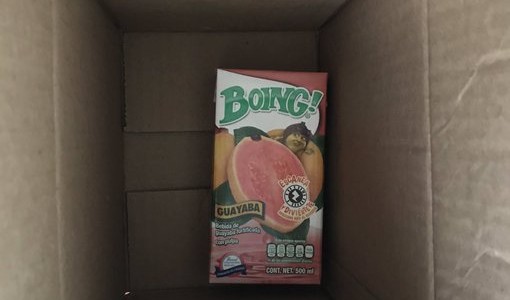 Compró un iPhone en Internet y le llegó un jugo en una caja