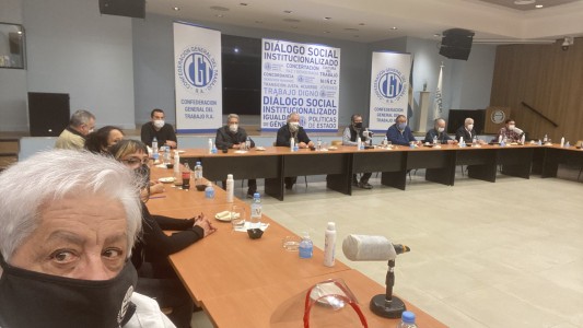 Paro y concentración de trabajadores judiciales: "Nos dejaron sin feria y no hubo aumento salarial"