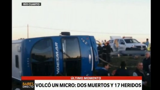 Volcó un micro en Córdoba: dos muertos y 17 heridos