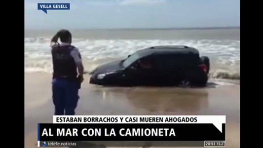 Al mar con la camioneta