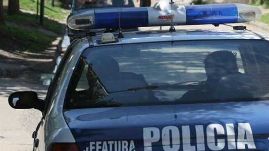 Dos policías fueron baleados por un vecino cuando custodiaban a empleados de Edenor en La Matanza