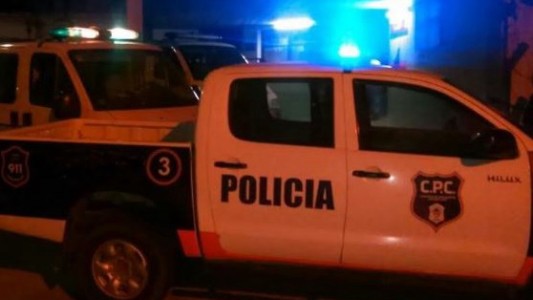 Un adolescente murió de un disparo en la cabeza mientras jugaba con un arma