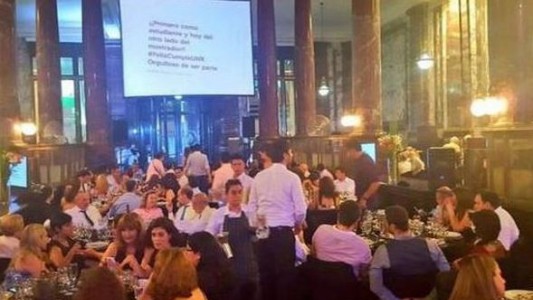 Decenas de intoxicados durante la cena aniversario de una universidad