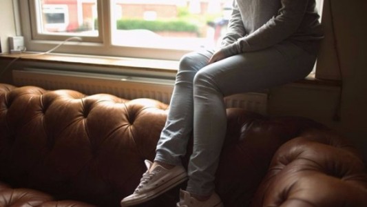 Se hacía pasar por policía y violó a 17 adolescentes en Rosario