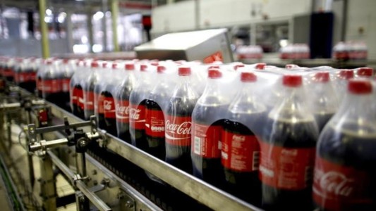 Coca Cola ratifica la continuidad de sus operaciones en la Argentina