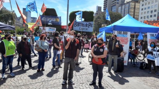 Con ollas populares, reclaman reconocimiento a quienes trabajan en comedores