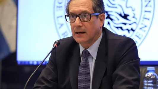 "Vamos a dar cierta volatilidad del tipo de cambio", confirmó el presidente del Banco Central