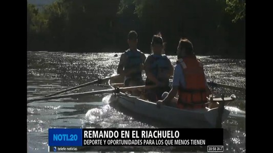 Remando en el Riachuelo