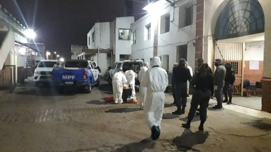 Un preso murió asesinado de un puntazo en el ojo en un penal de Tucumán