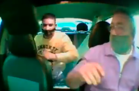Video en primera persona: un pasajero le robó el celular a un taxista en pleno centro porteño