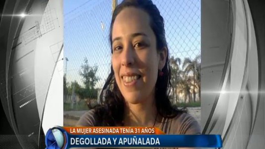 Encontraron a una joven degollada en su casa