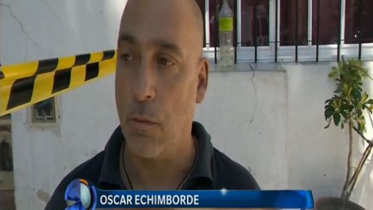 Padre del joven que quedó en medio de un tiroteo: "La policía mató a mi hijo"