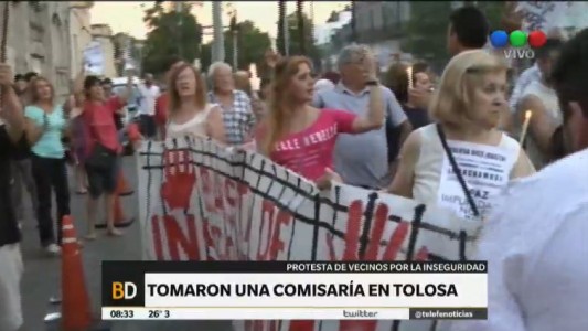 Tomaron una comisaría en Tolosa