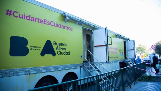 Buenos Aires sumó un laboratorio móvil que permite obtener resultado del hisopado en dos horas