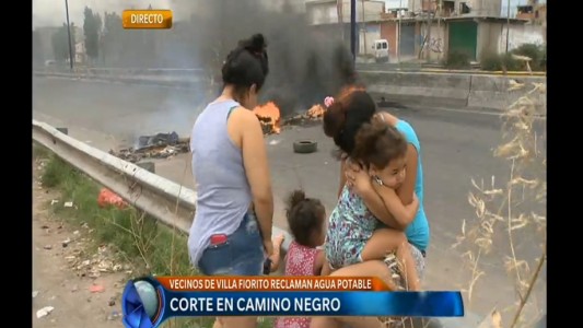 Corte en Camino Negro: AySA admite que la red de agua potable no está habilitada