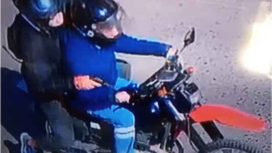 Detienen a dos sospechosos por el asalto a la joven arrastrada y atropellada en Moreno