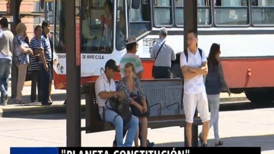 Capital del caos: planeta Constitución