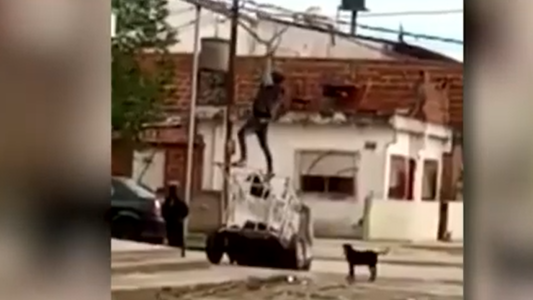 Quilmes: Se robaron 30 metros de cable a la vista de todos