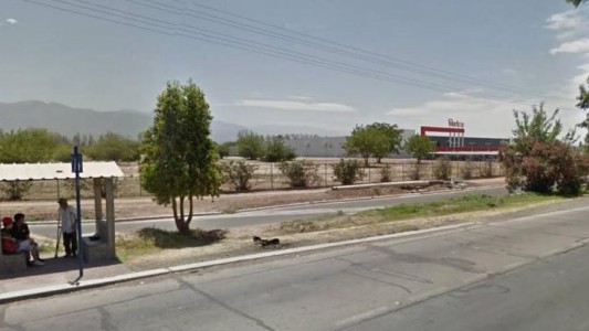 Robó un auto y al escapar atropelló y mató a una joven de 20 años