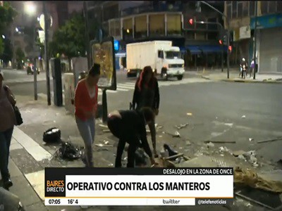 Desalojaron a más de dos mil manteros en Once
