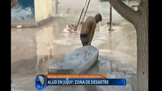 Comienzan a regresar a sus casas los pobladores afectados por el alud en Jujuy